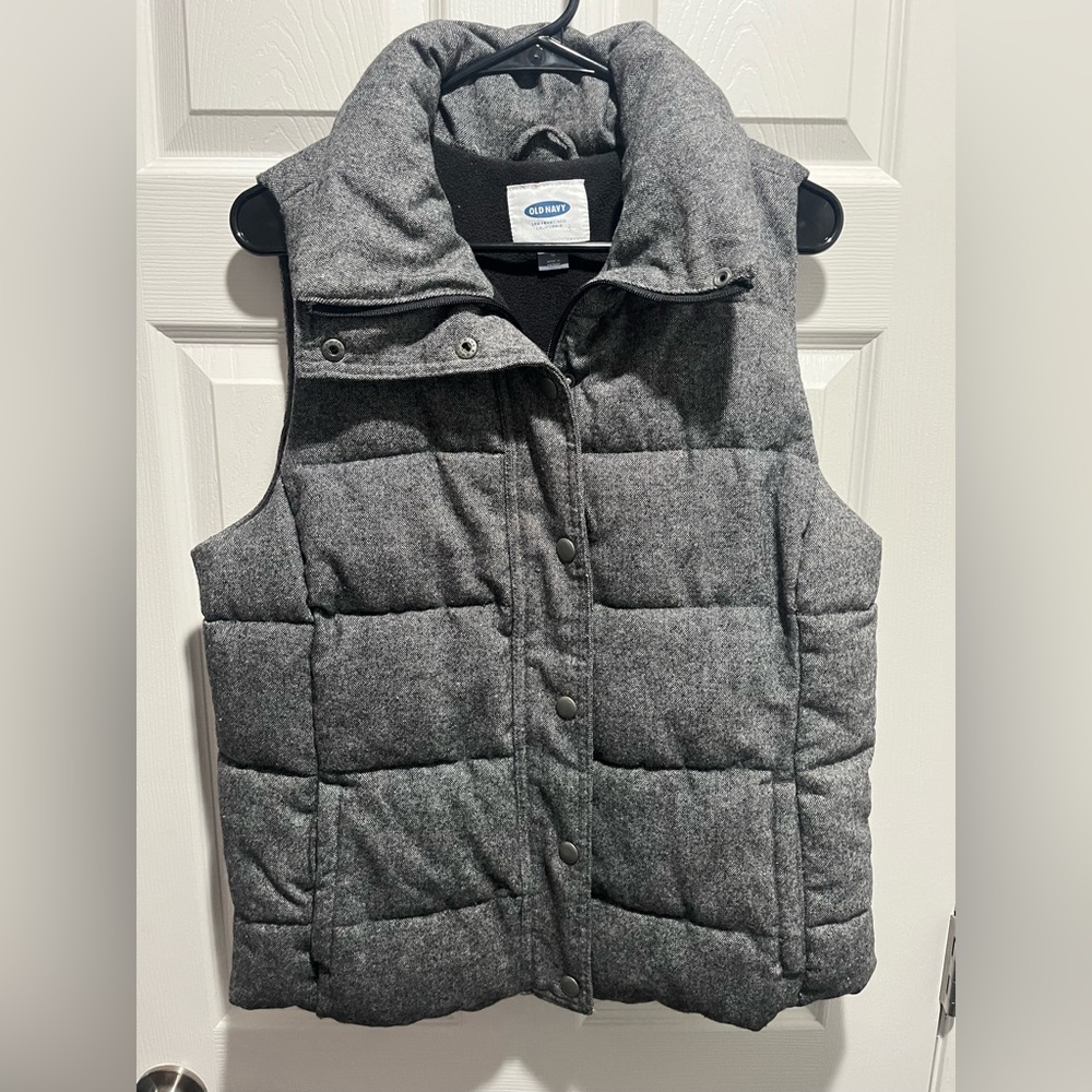 Women’s L Gray Old Navy Puffer Vest